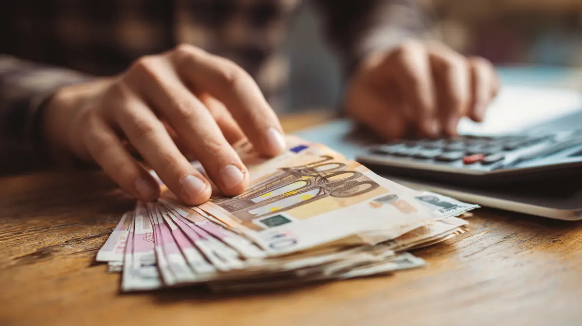 Esquema de deudor, avalista y vivienda en hipoteca de tercero